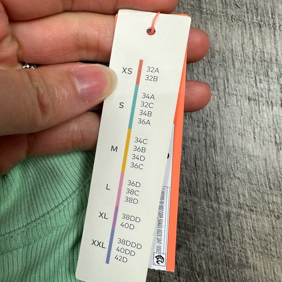 Colsie Green Eyelet Bralette Top‎ - Picture 8 of 13